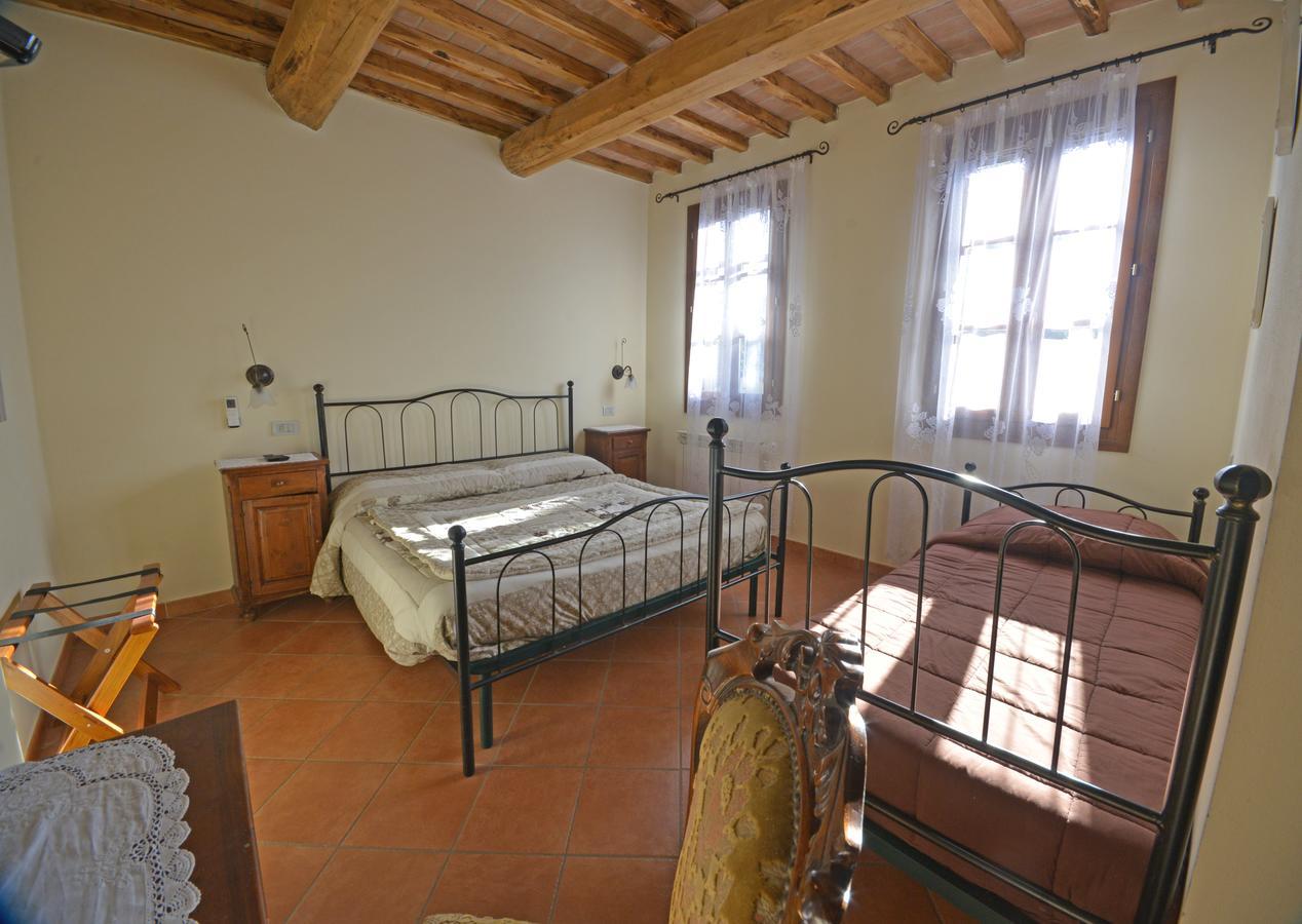 Podere Cortesi Agriturismo Molinaccio Santa Luce Exterior photo